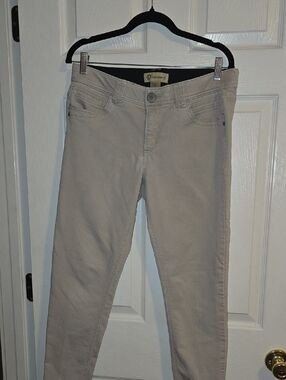 Democracy Beige Skinny Jeans — Neutral Slim Fit